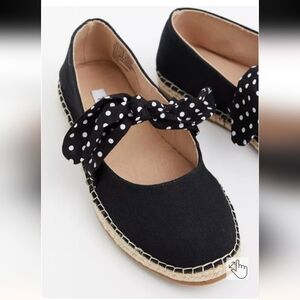 New Torrid Espadrille Flats Black with White Polka Dot Bow Size 9 W